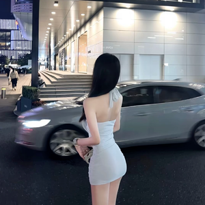 美少女日逼视频
