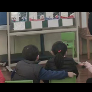 美少女日逼视频
